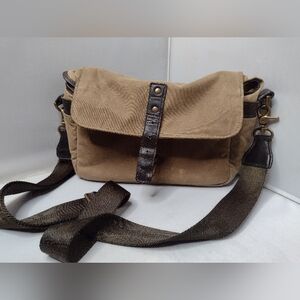ONA The Bowery Camera Bag Brown Canvas Leather Brass DSLR Lens Crossbody J